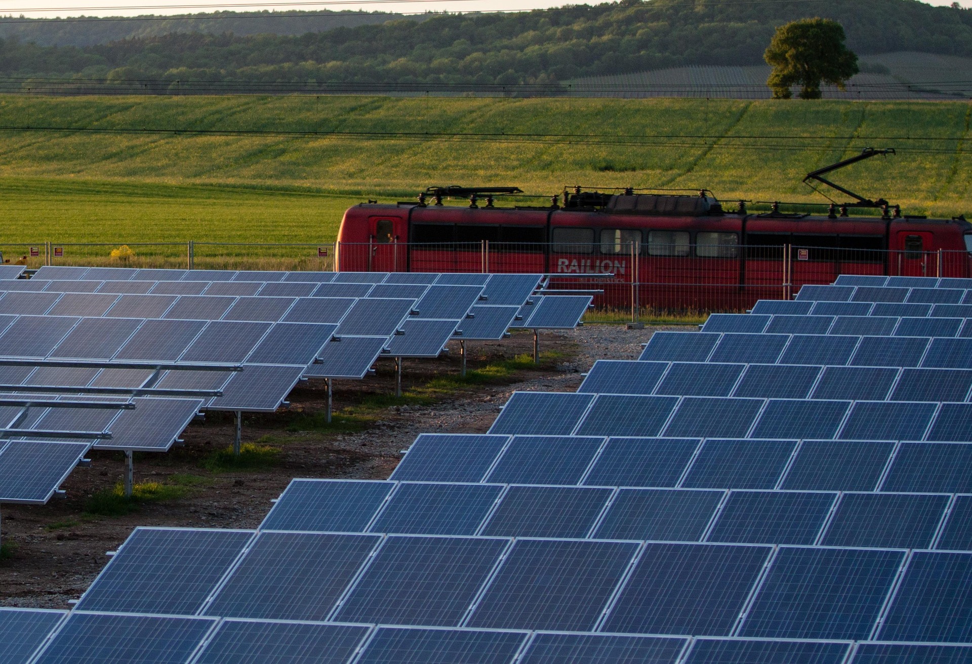 Brasil já cortou quase 3 GW médios de energia solar e eólica em 2026